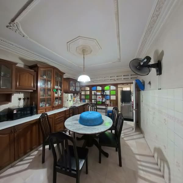 Bungalow for Sale in SS3 (Petaling Jaya) - Firdaus Husin - Kitchen - PropertyGuru.com.my