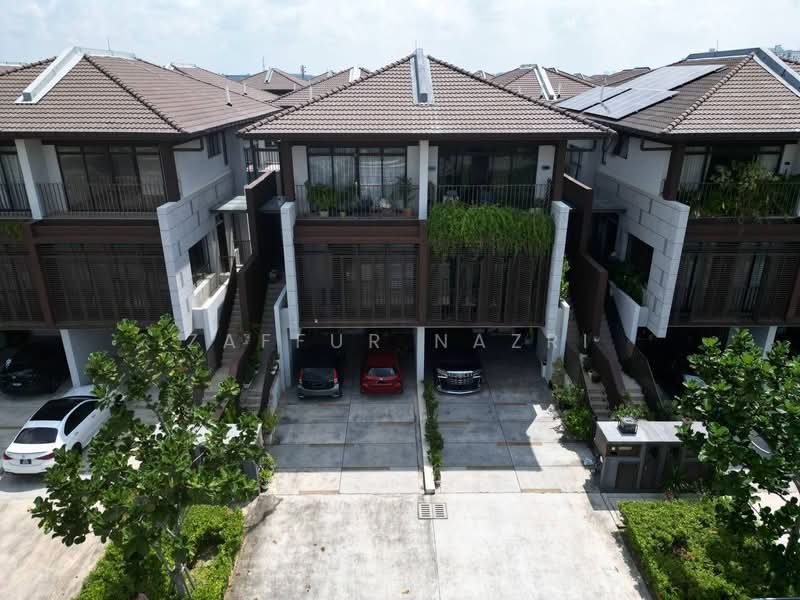Rumah Teres 3-Tingkat untuk Dijual di Cyberjaya (Selangor) - Zaffur Nazri - PropertyGuru.com.my