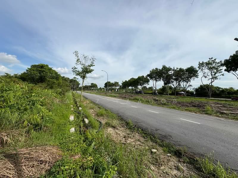 Residential Land for Sale in Bandar Mahkota Banting (Tanjong Duabelas) - Hafiz Yaacob - Exterior - PropertyGuru.com.my