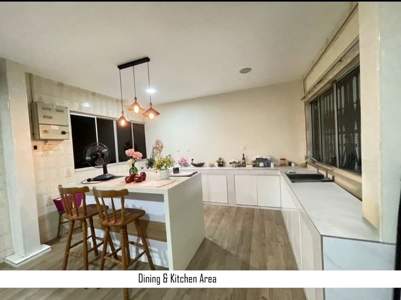2-storey Terraced House for Sale in Taman Kolam Air (Johor Bahru) - Bill Ong - Kitchen - PropertyGuru.com.my