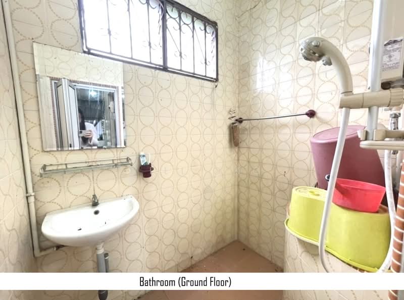 2-storey Terraced House for Sale in Taman Kolam Air (Johor Bahru) - Bill Ong - Bathroom - PropertyGuru.com.my