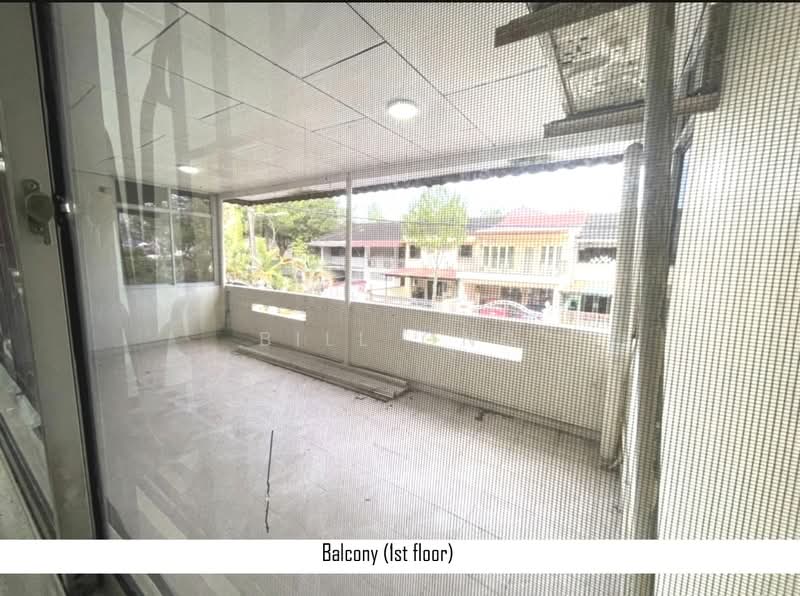 2-storey Terraced House for Sale in Taman Kolam Air (Johor Bahru) - Bill Ong - Balcony - PropertyGuru.com.my