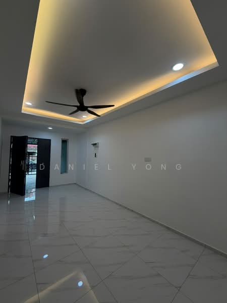 Rumah Teres 1 Tingkat untuk Dijual di Kulai (Johor) - Daniel Yong - Living Room - PropertyGuru.com.my