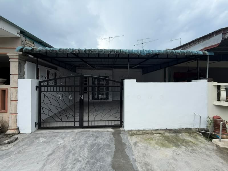 Rumah Teres 1 Tingkat untuk Dijual di Kulai (Johor) - Daniel Yong - Exterior - PropertyGuru.com.my