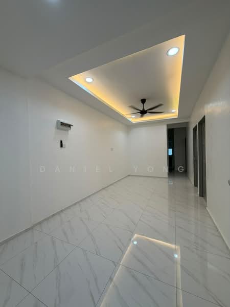 Rumah Teres 1 Tingkat untuk Dijual di Kulai (Johor) - Daniel Yong - Living Room - PropertyGuru.com.my