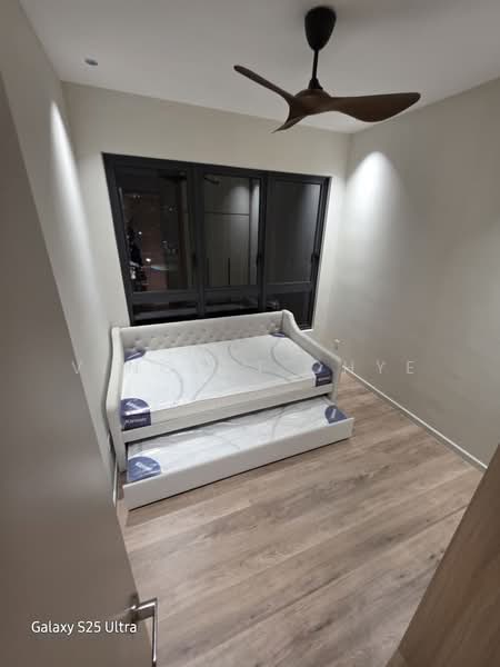 Servis Apartment untuk Disewa di Sunway Belfield - Vincent Chye - Bedroom - PropertyGuru.com.my