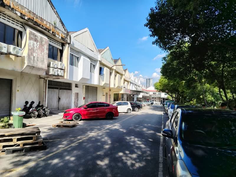 Kilang untuk Disewa di Taman Mayang Industrial Park (Petaling Jaya) - MckayC TEH - PropertyGuru.com.my