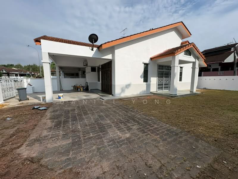 Rumah Teres 1 Tingkat untuk Dijual di Taman Puteri Wangsa (Ulu Tiram) - Daniel Yong - Exterior - PropertyGuru.com.my