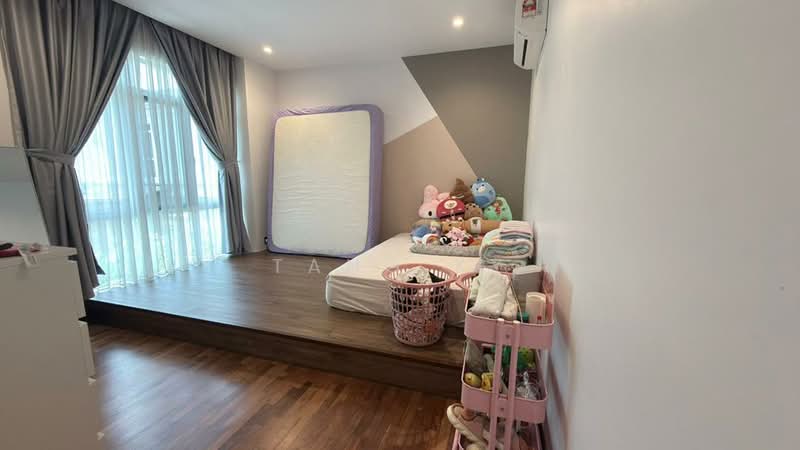 Semi-Detached House for Sale in Shah Alam (Selangor) - Tang KY - Bedroom - PropertyGuru.com.my