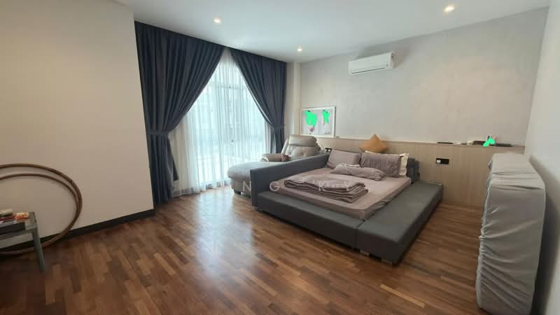 Semi-Detached House for Sale in Shah Alam (Selangor) - Tang KY - Bedroom - PropertyGuru.com.my