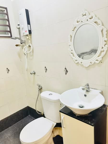 Pangsapuri untuk Disewa di Sri Kristal - Cheau Chie Ooi - Bathroom - PropertyGuru.com.my