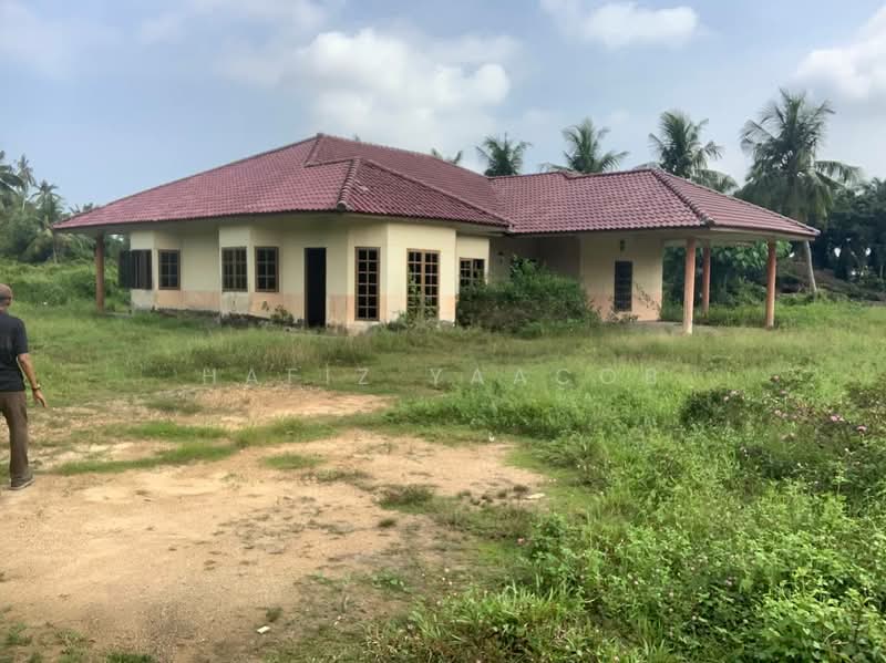 Agricultural Land for Sale in Tongkah Morib (Banting) - Hafiz Yaacob - Exterior - PropertyGuru.com.my