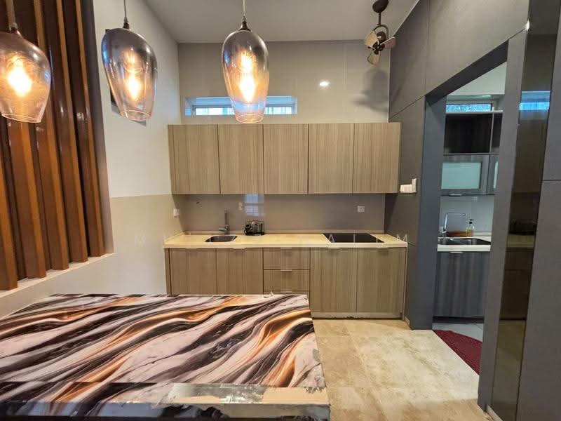 Zero-Lot Bungalow for Rent in Cyber 1 (Cyberjaya) - Mu'izz Halim - Kitchen - PropertyGuru.com.my