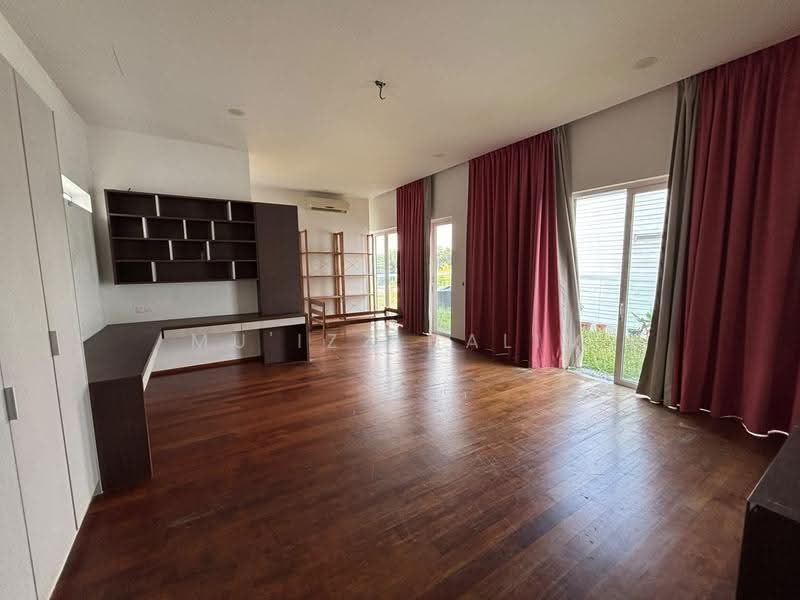 Zero-Lot Bungalow for Rent in Cyber 1 (Cyberjaya) - Mu'izz Halim - Study - PropertyGuru.com.my