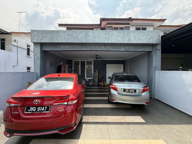 Rumah Teres 2 Tingkat untuk Dijual di Taman Sri Putri (Kulai) - Daniel Yong - Exterior - PropertyGuru.com.my