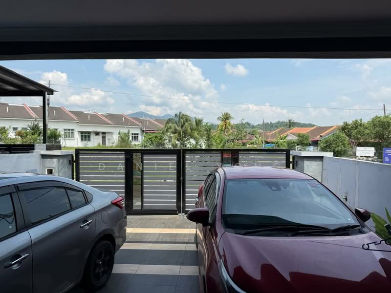 Rumah Teres 2 Tingkat untuk Dijual di Taman Sri Putri (Kulai) - Daniel Yong - Exterior - PropertyGuru.com.my