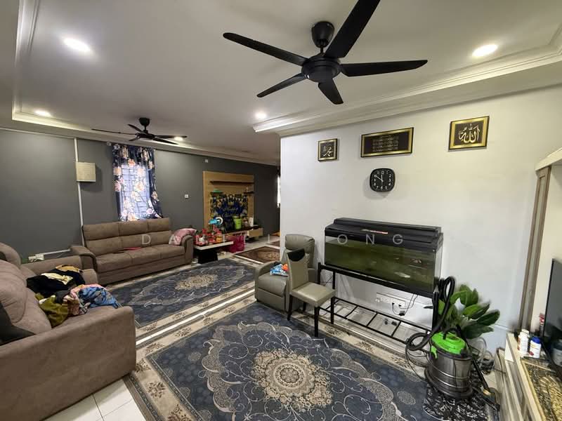 Rumah Teres 2 Tingkat untuk Dijual di Taman Sri Putri (Kulai) - Daniel Yong - Living Room - PropertyGuru.com.my