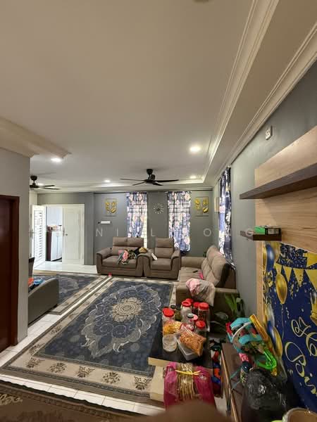 Rumah Teres 2 Tingkat untuk Dijual di Taman Sri Putri (Kulai) - Daniel Yong - Living Room - PropertyGuru.com.my