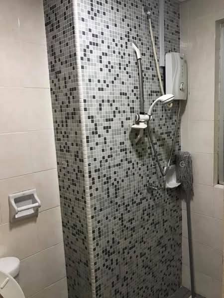 Servis Apartment untuk Disewa di Metropolitan Square - Soo See Beng - Bathroom - PropertyGuru.com.my