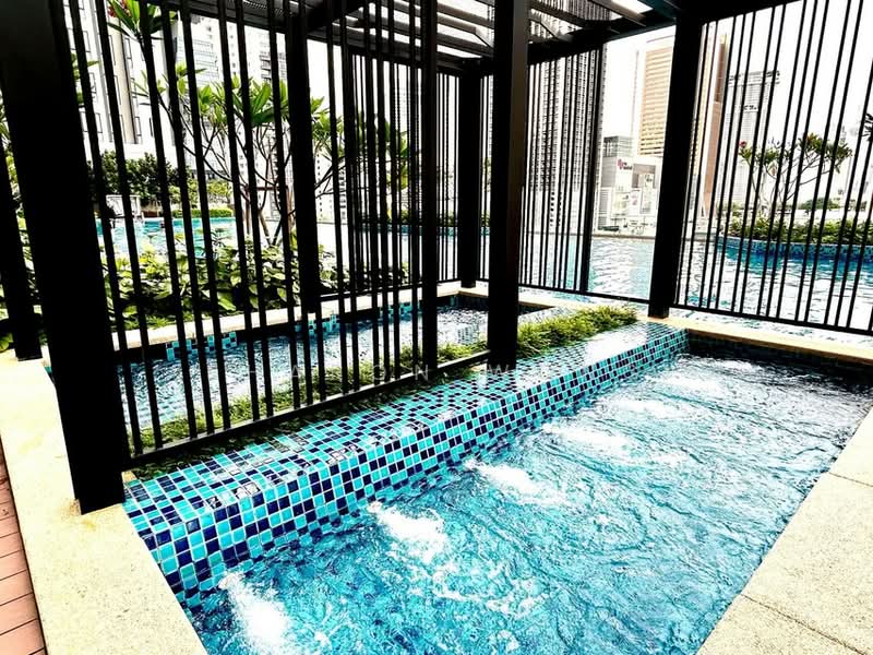 Servis Apartment untuk Disewa di The Sentral Suites - Sharon Wong - Pool - PropertyGuru.com.my
