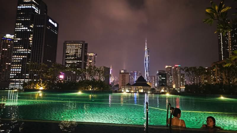 Servis Apartment untuk Disewa di The Sentral Suites - Sharon Wong - Night Pool View - PropertyGuru.com.my