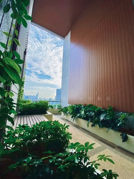 Servis Apartment untuk Disewa di The Sentral Suites - Sharon Wong - Balcony - PropertyGuru.com.my