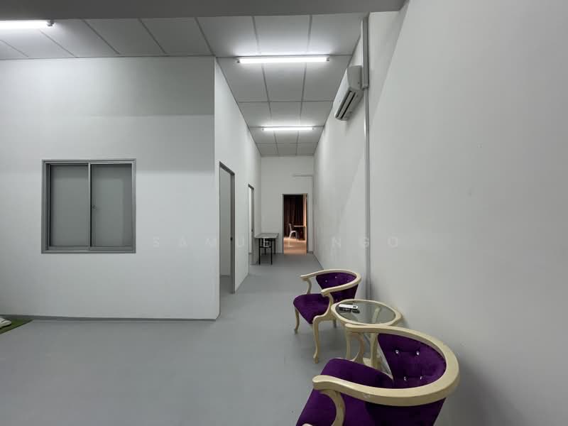 Shop / Office for Rent in Permas Jaya (Johor) - Samuel Ngo - Interior - PropertyGuru.com.my