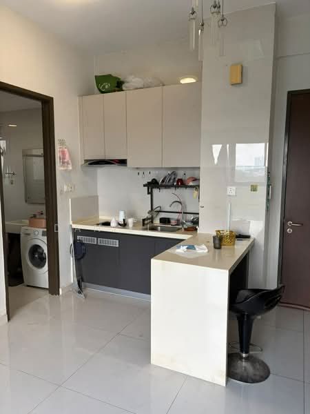 Kondominium untuk Dijual di Bay Point @ Country Garden Danga Bay - Daniel Yong - Kitchen - PropertyGuru.com.my