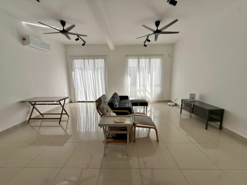 Rumah Bandar untuk Disewa di Bandar Cassia (Batu Kawan) - Cheau Chie Ooi - Living Room - PropertyGuru.com.my