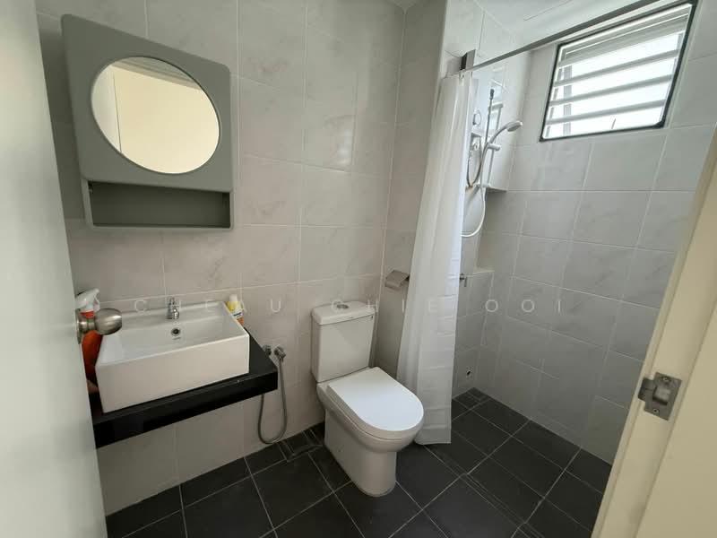 Rumah Bandar untuk Disewa di Bandar Cassia (Batu Kawan) - Cheau Chie Ooi - Bathroom - PropertyGuru.com.my