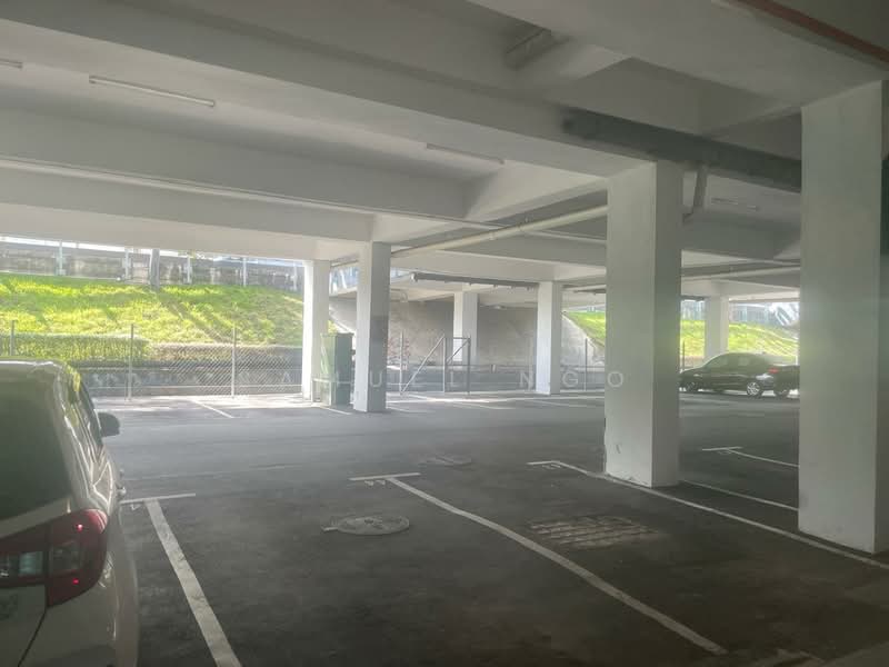 Shop / Office for Rent in Permas Jaya (Johor) - Samuel Ngo - Car Park - PropertyGuru.com.my