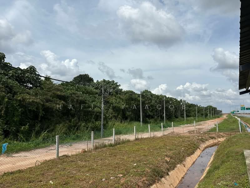 Agricultural Land for Sale in Jenjarom (Selangor) - Hafiz Yaacob - Exterior - PropertyGuru.com.my