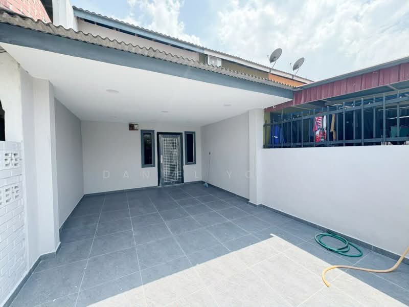 Rumah Teres 2 Tingkat untuk Dijual di Kota Masai (Pasir Gudang) - Daniel Yong - Exterior - PropertyGuru.com.my