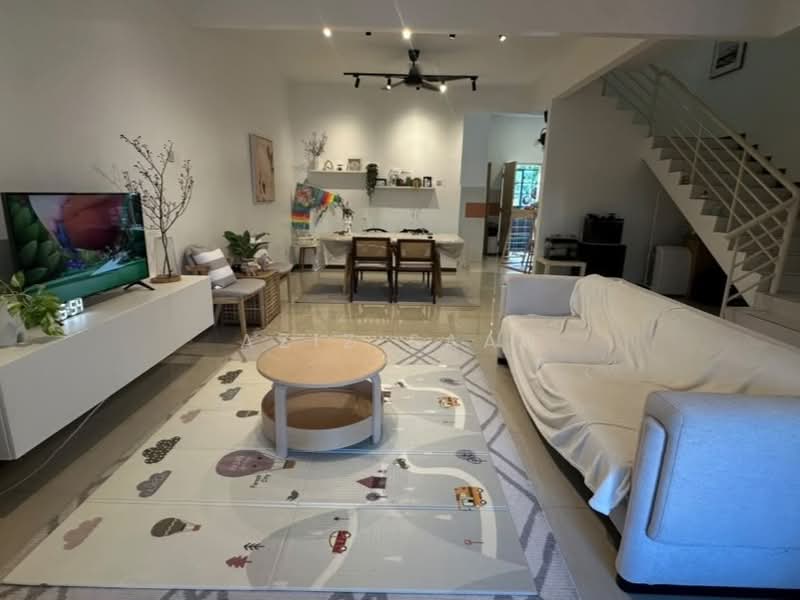 Terraced House for Sale in Sungai Buloh (Selangor) - Aziz Saad - Living Room - PropertyGuru.com.my