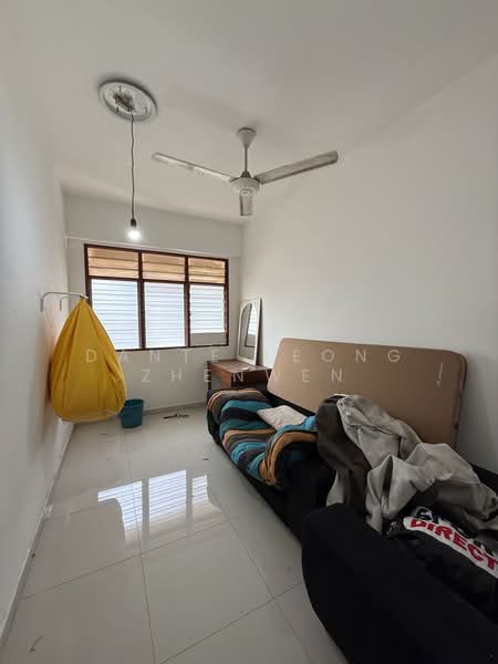 Apartment for Rent at Pangsapuri KTMB Bangsar Utama - Dante Leong Zhenwen - Living Room - PropertyGuru.com.my