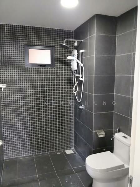 Kondominium untuk Disewa di Parkhill Residence - Lu King Hung - Bathroom - PropertyGuru.com.my