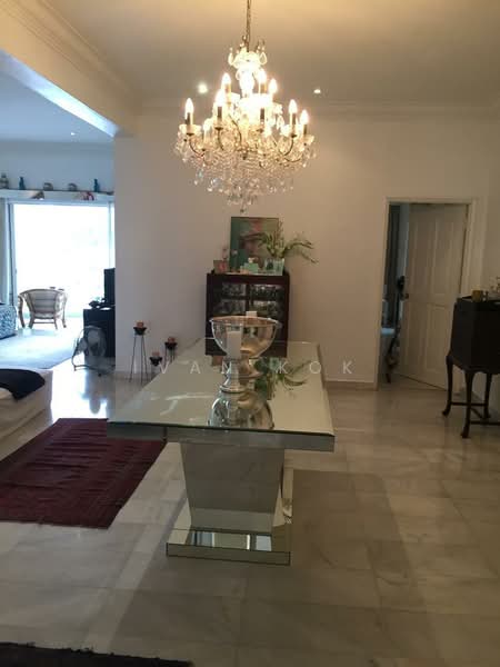 Kondominium untuk Dijual di Damansara Villa - Ivan Kok - Living Room - PropertyGuru.com.my