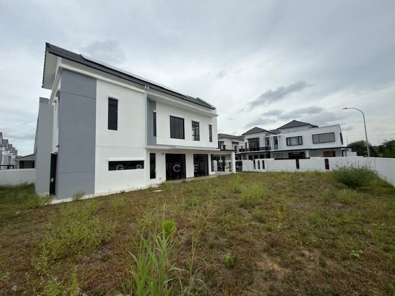 Semi-Detached House for Sale in Setia Tropika (Johor Bahru) - Grace Lau - PropertyGuru.com.my