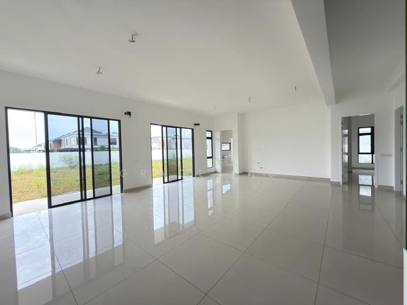 Semi-Detached House for Sale in Setia Tropika (Johor Bahru) - Grace Lau - PropertyGuru.com.my