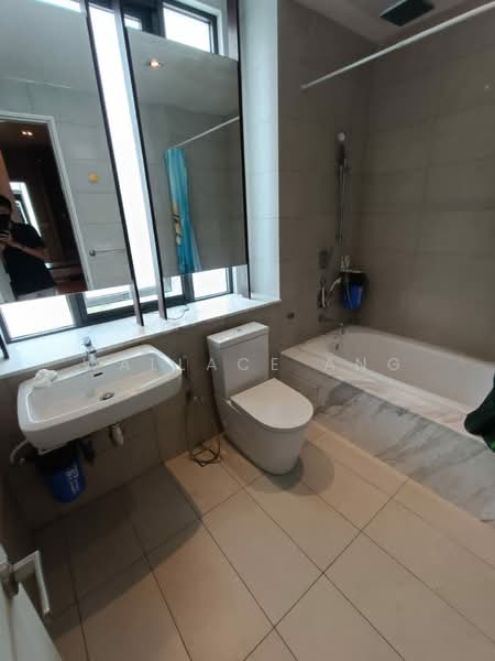 Condominium for Rent at The WaterEdge (Pinggiran Air) - Wallace Ang - Bathroom - PropertyGuru.com.my