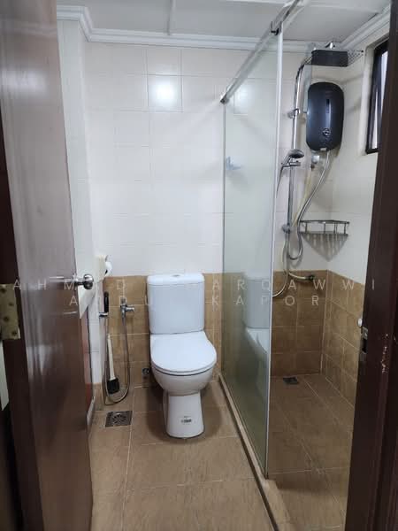 Condominium for Rent at Ehsan Ria - Ahmad Sharqawwi Abdul Kapor - Bathroom - PropertyGuru.com.my