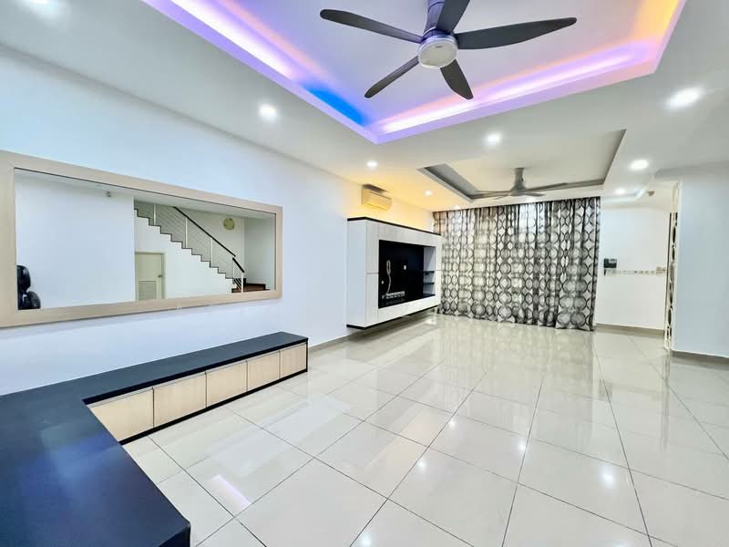 Rumah Teres 3-Tingkat untuk Dijual di Cyberjaya (Selangor) - Afiqah zaidi - PropertyGuru.com.my