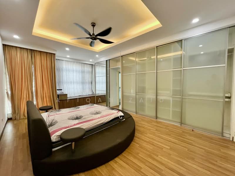 Rumah Teres 3-Tingkat untuk Dijual di Cyberjaya (Selangor) - Afiqah zaidi - PropertyGuru.com.my