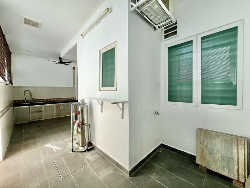 Rumah Teres 3-Tingkat untuk Dijual di Cyberjaya (Selangor) - Afiqah zaidi - PropertyGuru.com.my