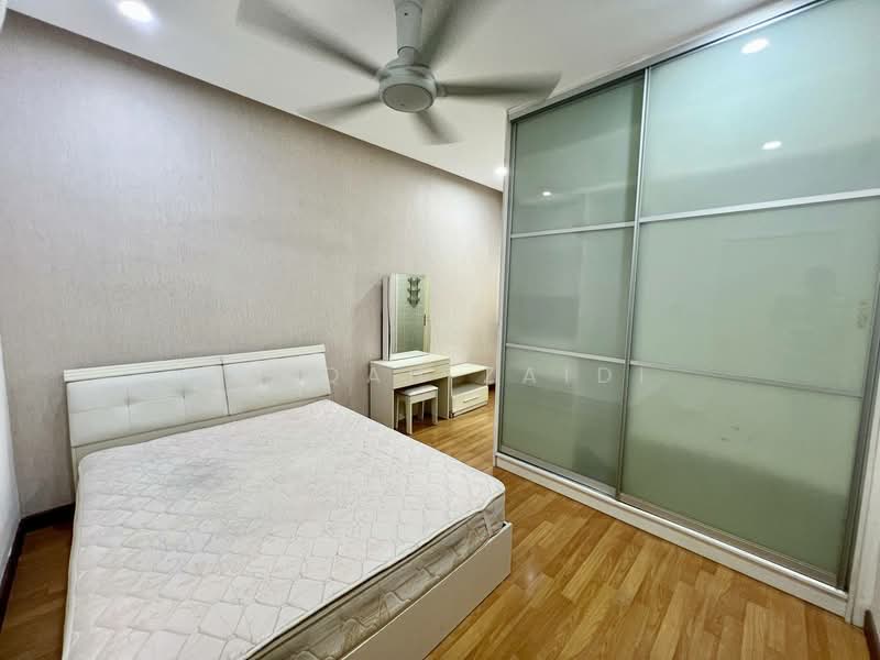 Rumah Teres 3-Tingkat untuk Dijual di Cyberjaya (Selangor) - Afiqah zaidi - PropertyGuru.com.my