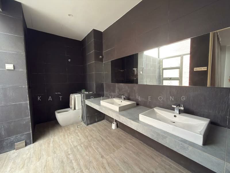 4-storey Terraced House for Rent in Rawang (Selangor) - Katherine Leong - Bathroom - PropertyGuru.com.my