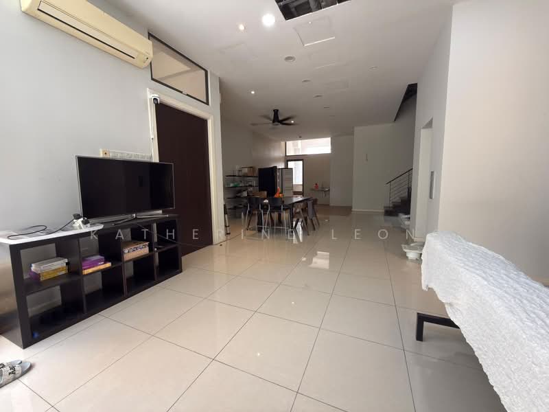 4-storey Terraced House for Rent in Rawang (Selangor) - Katherine Leong - Living Room - PropertyGuru.com.my