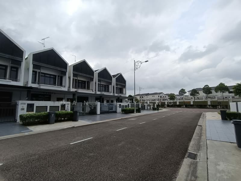 Rumah Teres untuk Dijual di Johor Bahru (Johor) - Daniel Yong - Exterior - PropertyGuru.com.my