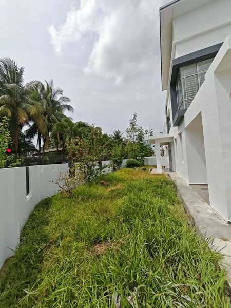 2-storey Terraced House for Rent in Ulu Tiram (Johor) - Janice Yong - Exterior - PropertyGuru.com.my