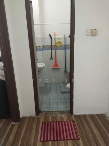 2-storey Terraced House for Sale in Taman Ehsan Jaya (Ulu Tiram) - Jason Sim - Bathroom - PropertyGuru.com.my